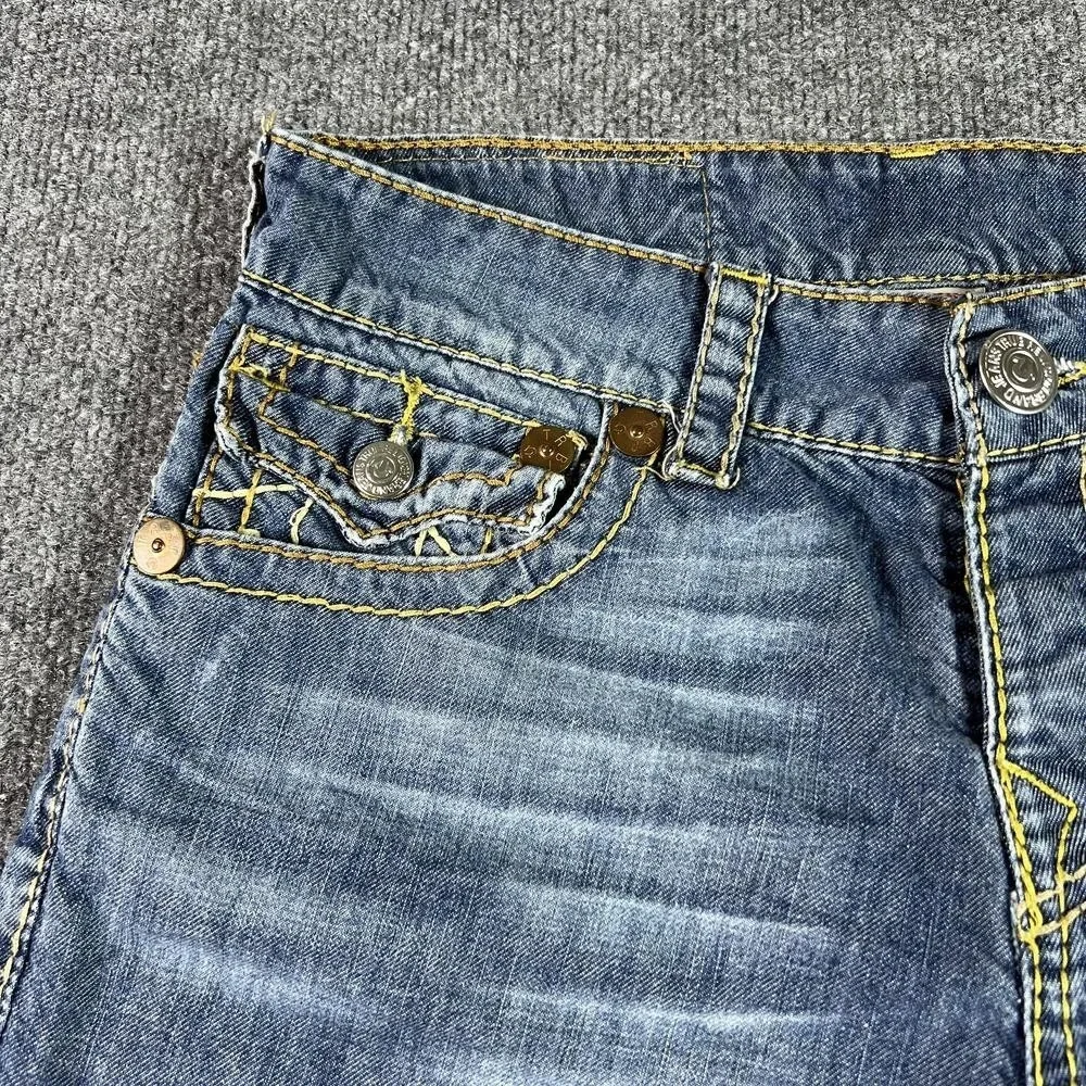 True Religion Bermuda Short Men's 30 Blue Cotton Denim Frayed-Hem Faded Workwear